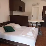 Edita Rogoznica (Sibenik-Knin)