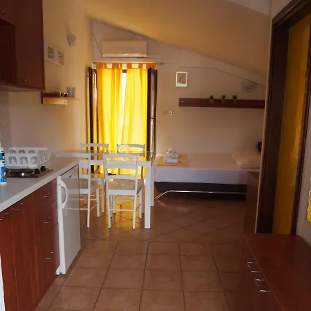 Edita Apartman Rogoznica