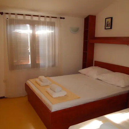 Apartament Edita Rogoznica (Sibenik-Knin)