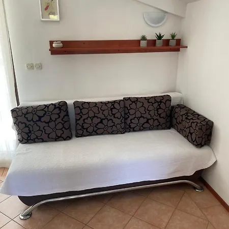 Apartman Edita Rogoznica