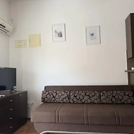 Edita * Rogoznica (Sibenik-Knin)