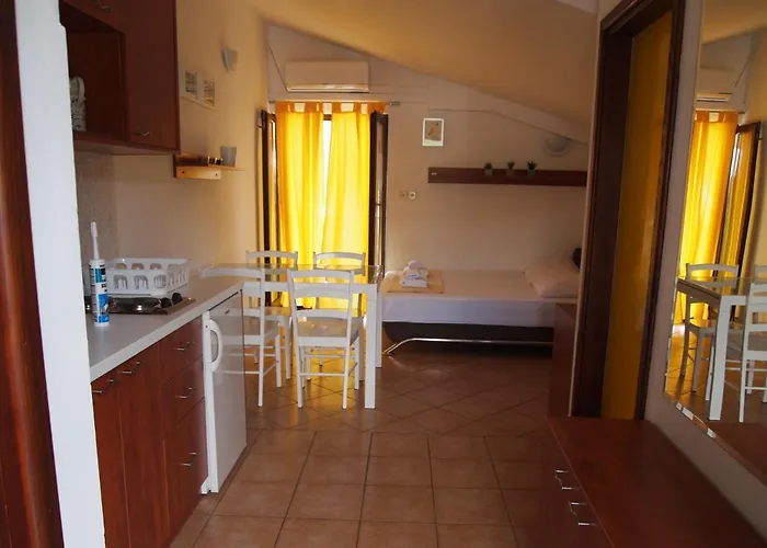 Edita Daire Rogoznica (Sibenik-Knin)