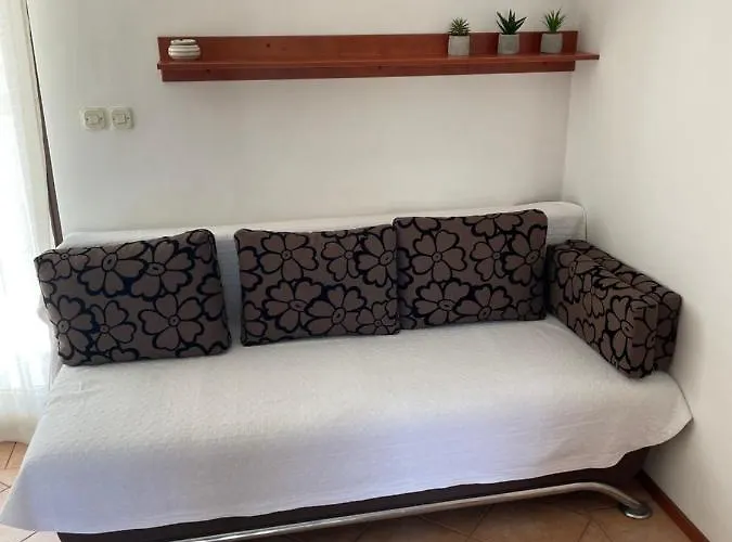 Daire Edita Rogoznica (Sibenik-Knin)